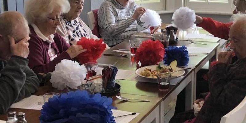 MDA celebrates the 80th Anniversary VE Day at Dellas Diners